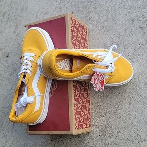 Vans Women's US 7 Mango Mojito